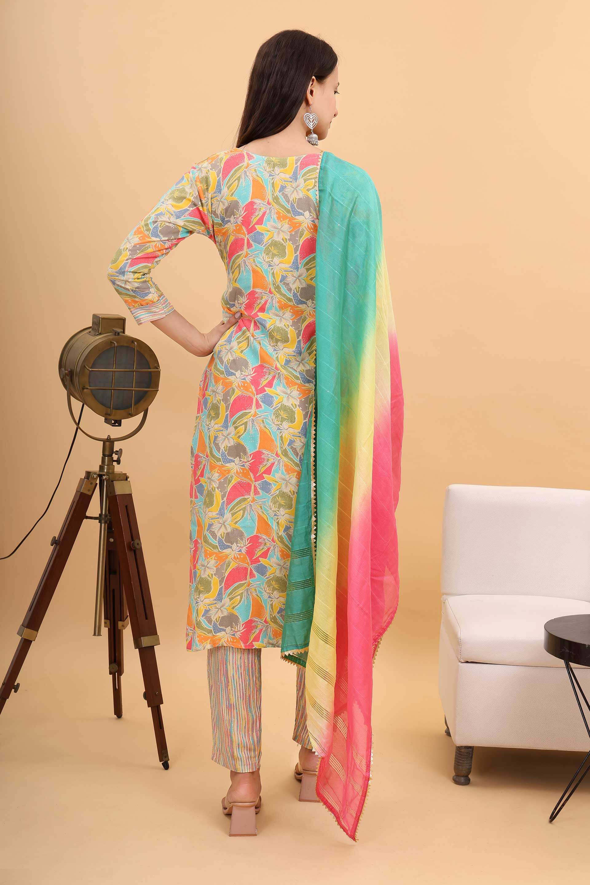 Reyon Printed Suit With Pant Image